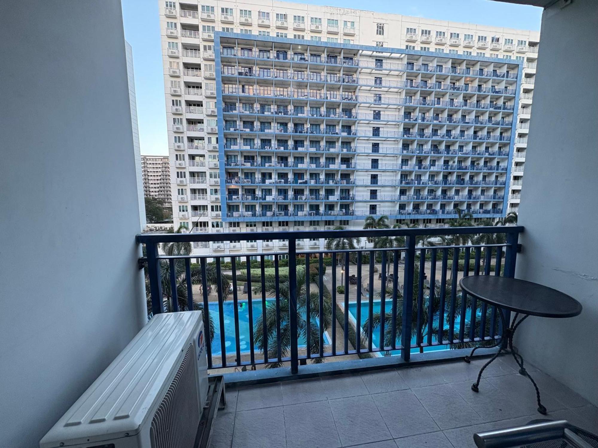 Sea Residences Jeremiah2911 Манила Экстерьер фото